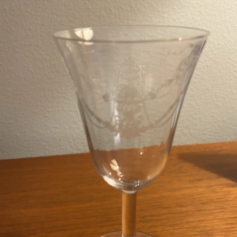 Set of 2  Fostoria Garland Claret Glass Water/Wine Glasses.